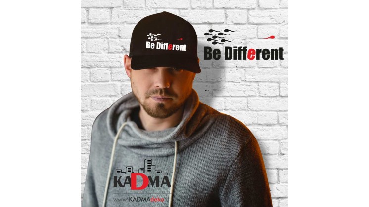 Kepurėlė "Be Different"
